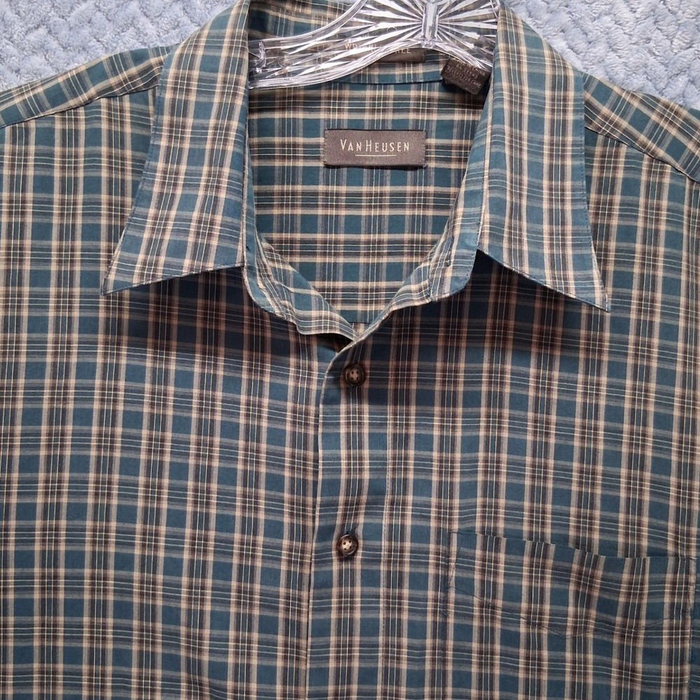 Van Heusen Mens XL Plaid Button Down Shirt Teal Blue Wrinkle Free Long Sleeve
